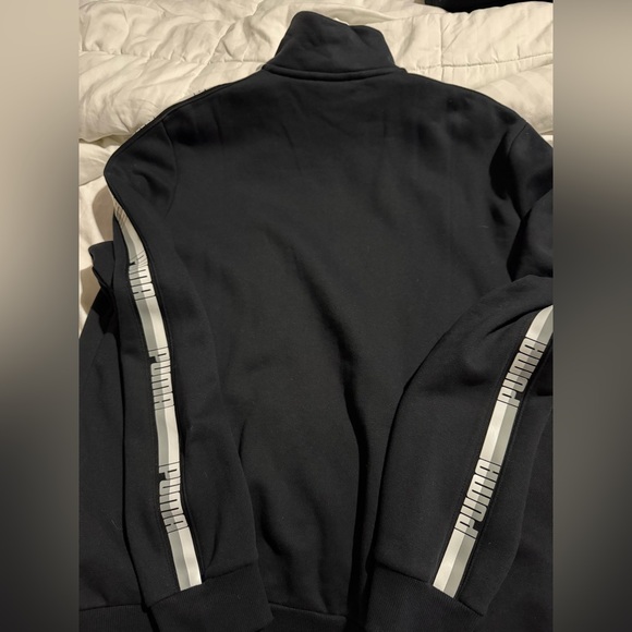 Puma Black Zip-Up Jacket - Picture 2 of 10